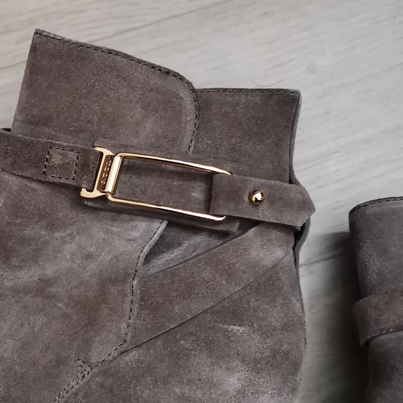 Tod's Ankle boots - Picture 2 of 4